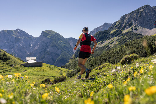 Trailrunner bzw. Bergläufer haben die Möglichkeit im Naturpark Karwendel in wunderschöner Umgebung zu trainiert.